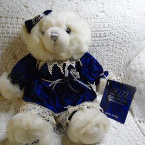 Bear 2000 collectible(275boc) preowned clean no damage.